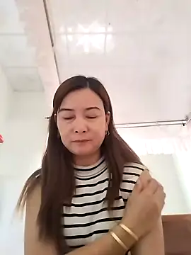 Sexy-ladyboobs20 online show from January 4, 8:49 am