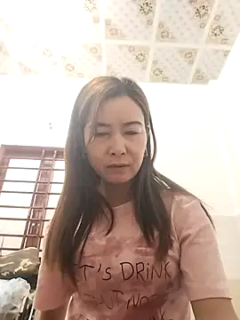 Sexy-ladyboobs20 online show from March 23, 12:36 am