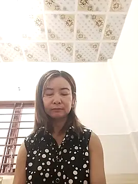 Sexy-ladyboobs20 online show from October 24, 1:24 am