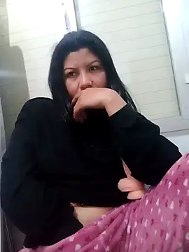 katymojadit online show from December 29, 7:43 pm