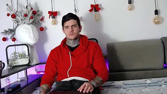 Snapshot of CarterCole chatting on January 3, 6:55 am CarterCole online show from January 3, 6:55 am