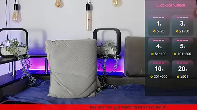 Snapshot of CarterCole chatting on January 17, 10:44 am CarterCole online show from January 17, 10:44 am