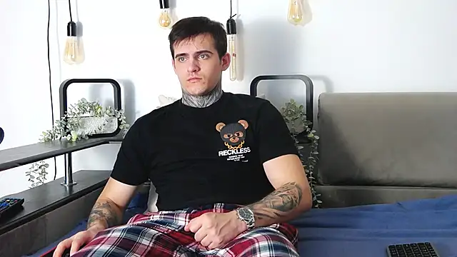 Snapshot of CarterCole chatting on February 3, 11:31 am CarterCole online show from February 3, 11:31 am