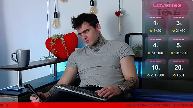 Snapshot of CarterCole chatting on February 9, 8:11 am CarterCole online show from February 9, 8:11 am