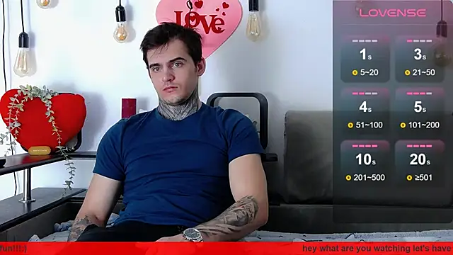 Snapshot of CarterCole chatting on February 18, 7:21 am CarterCole online show from February 18, 7:21 am