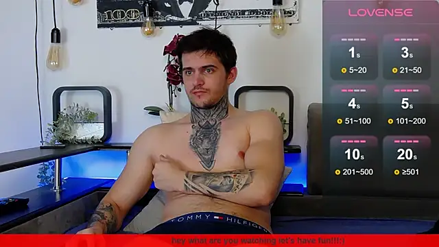 Snapshot of CarterCole chatting on March 6, 4:38 pm CarterCole online show from March 6, 4:38 pm