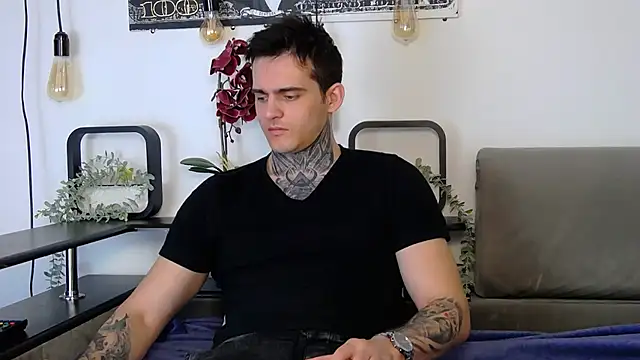 Snapshot of CarterCole chatting on March 20, 1:48 pm CarterCole online show from March 20, 1:48 pm