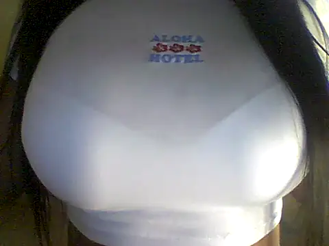 izanmiller2001 online show from February 26, 8:11 pm