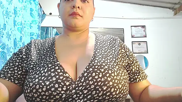 mia donatto369 online show from September 22, 8:44 pm