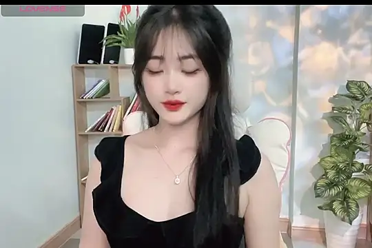  Aimy  online show from March 4, 5:03 pm