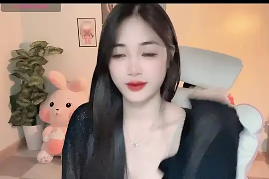  Aimy  online show from November 18, 5:28 pm