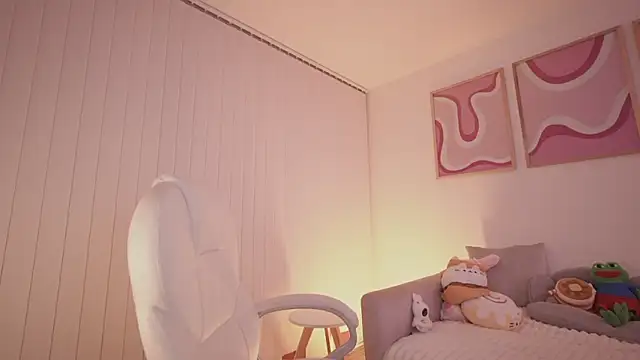 Snapshot of -SofiaCastillo- chatting on March 19, 12:23 pm -SofiaCastillo- online show from March 19, 12:23 pm