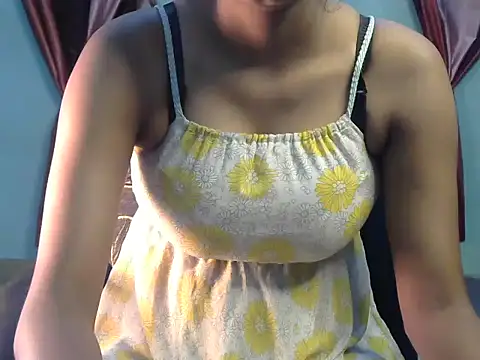 shrishtiGill online show from December 21, 10:40 pm