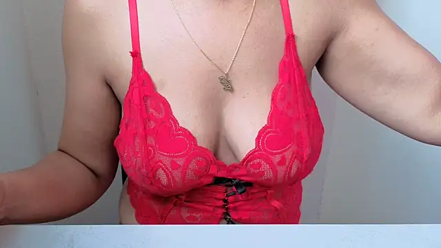 Lunadelisla online show from November 29, 1:03 pm