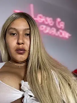 SamaraJay1 online show from December 15, 12:29 am