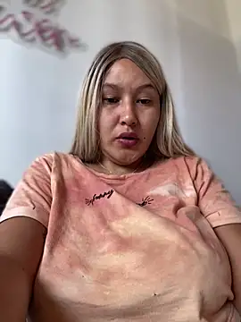 SamaraJay1 online show from December 15, 1:11 pm