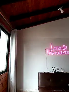 SamaraJay1 online show from January 12, 1:27 pm