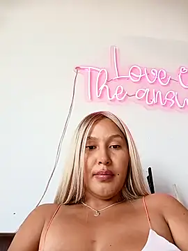 SamaraJay1 online show from February 16, 7:49 pm