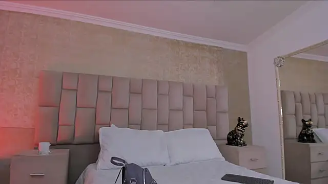 EmmaTorres  online show from January 20, 8:18 pm