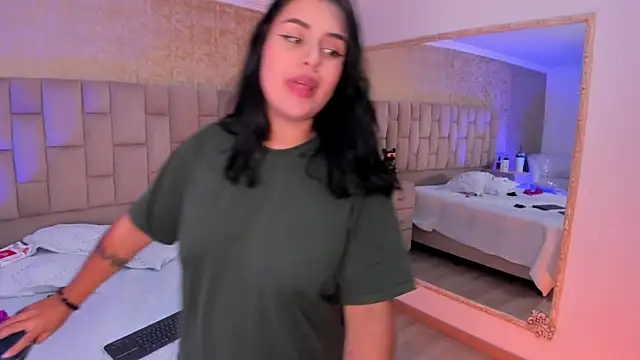 EmmaTorres  online show from February 24, 2:08 am