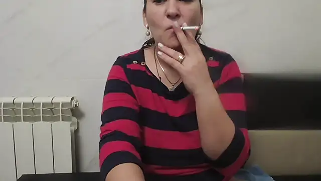 milfmomxx online show from November 21, 6:12 am