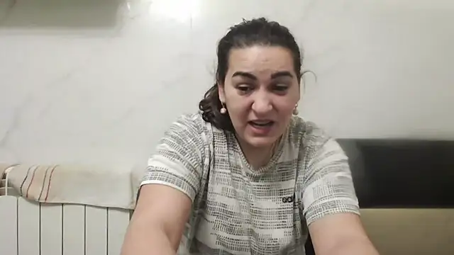 milfmomxx online show from December 21, 8:10 am