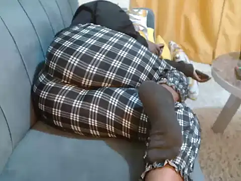 leslysexygirl online show from November 18, 7:02 am