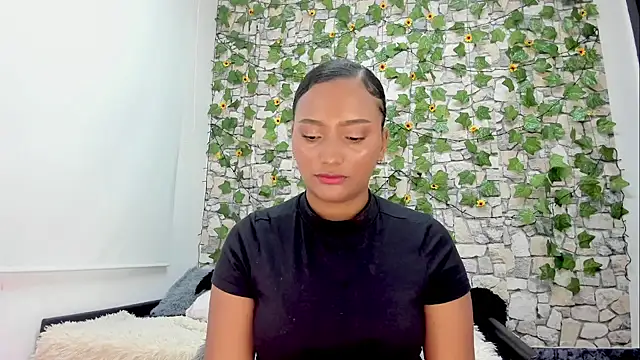 Snapshot of Pandora_gu chatting on February 2, 8:19 pm Pandora gu online show from February 2, 8:19 pm