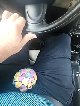 Policeman20742 online show from March 17, 12:04 pm