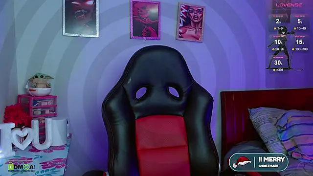 Miss scarllet  online show from December 19, 1:18 pm