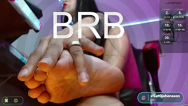 Miss scarllet  online show from January 17, 1:03 pm