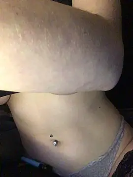 indie-rayne online show from January 5, 2:41 pm