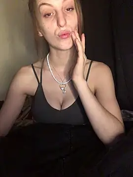 indie-rayne online show from January 14, 7:59 am