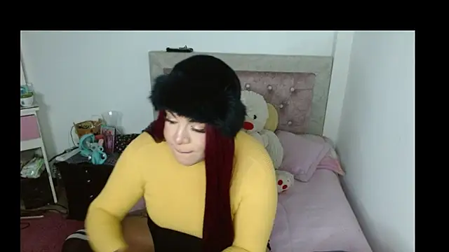 kim hot69  online show from October 9, 12:25 pm