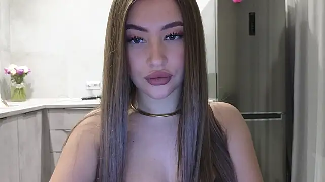 Snapshot of Cinderella____ chatting on January 26, 4:41 pm Cinderella online show from January 26, 4:41 pm