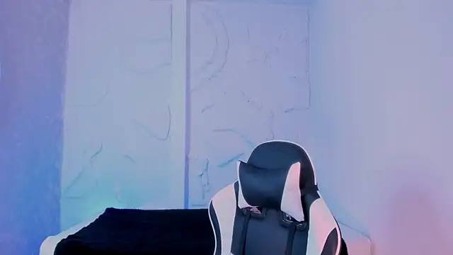 Kateryn  online show from October 6, 9:01 pm