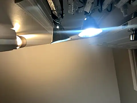 ChiRaqb8 online show from October 26, 2:39 am