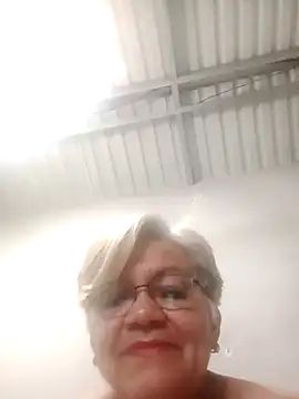 Madrastrahot69 online show from September 16, 8:54 pm