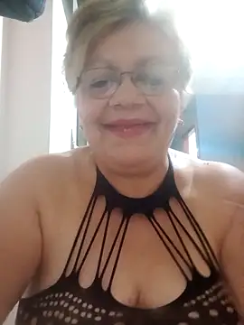 Madrastrahot69 online show from September 23, 2:36 am