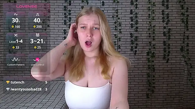 EmiliaDuchess online show from September 10, 9:09 am