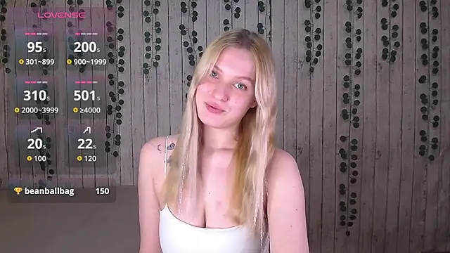 EmiliaDuchess online show from November 28, 4:09 pm