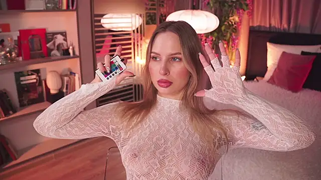 Snapshot of AnnLevine chatting on February 6, 5:46 am AnnLevine online show from February 6, 5:46 am