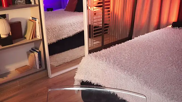 Snapshot of AnnLevine chatting on March 8, 9:17 am AnnLevine online show from March 8, 9:17 am