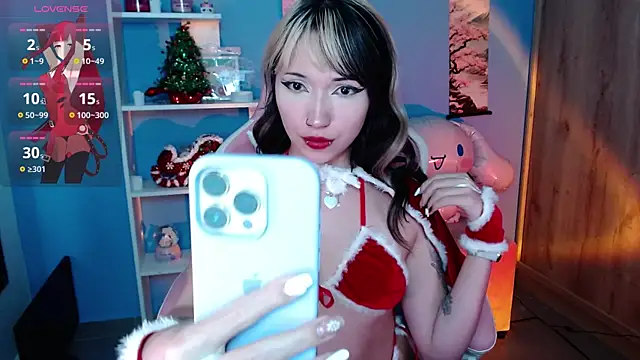 Snapshot of Artic_love chatting on December 26, 7:24 am Artic love online show from December 26, 7:24 am