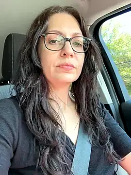 Snapshot of BeautifulMesss chatting on September 9, 4:17 pm BeautifulMesss online show from September 9, 4:17 pm