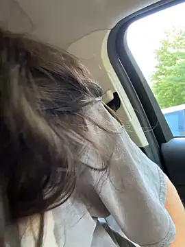 Snapshot of BeautifulMesss chatting on September 14, 3:22 pm BeautifulMesss online show from September 14, 3:22 pm