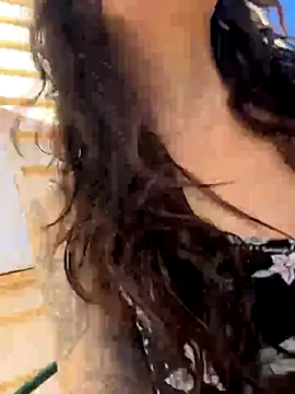 Snapshot of BeautifulMesss chatting on September 20, 2:29 pm BeautifulMesss online show from September 20, 2:29 pm