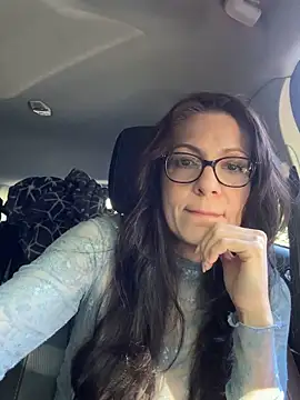 Snapshot of BeautifulMesss chatting on October 22, 4:07 pm BeautifulMesss online show from October 22, 4:07 pm