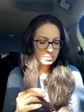 Snapshot of BeautifulMesss chatting on October 27, 3:38 pm BeautifulMesss online show from October 27, 3:38 pm