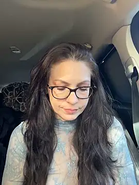 Snapshot of BeautifulMesss chatting on November 20, 4:18 pm BeautifulMesss online show from November 20, 4:18 pm